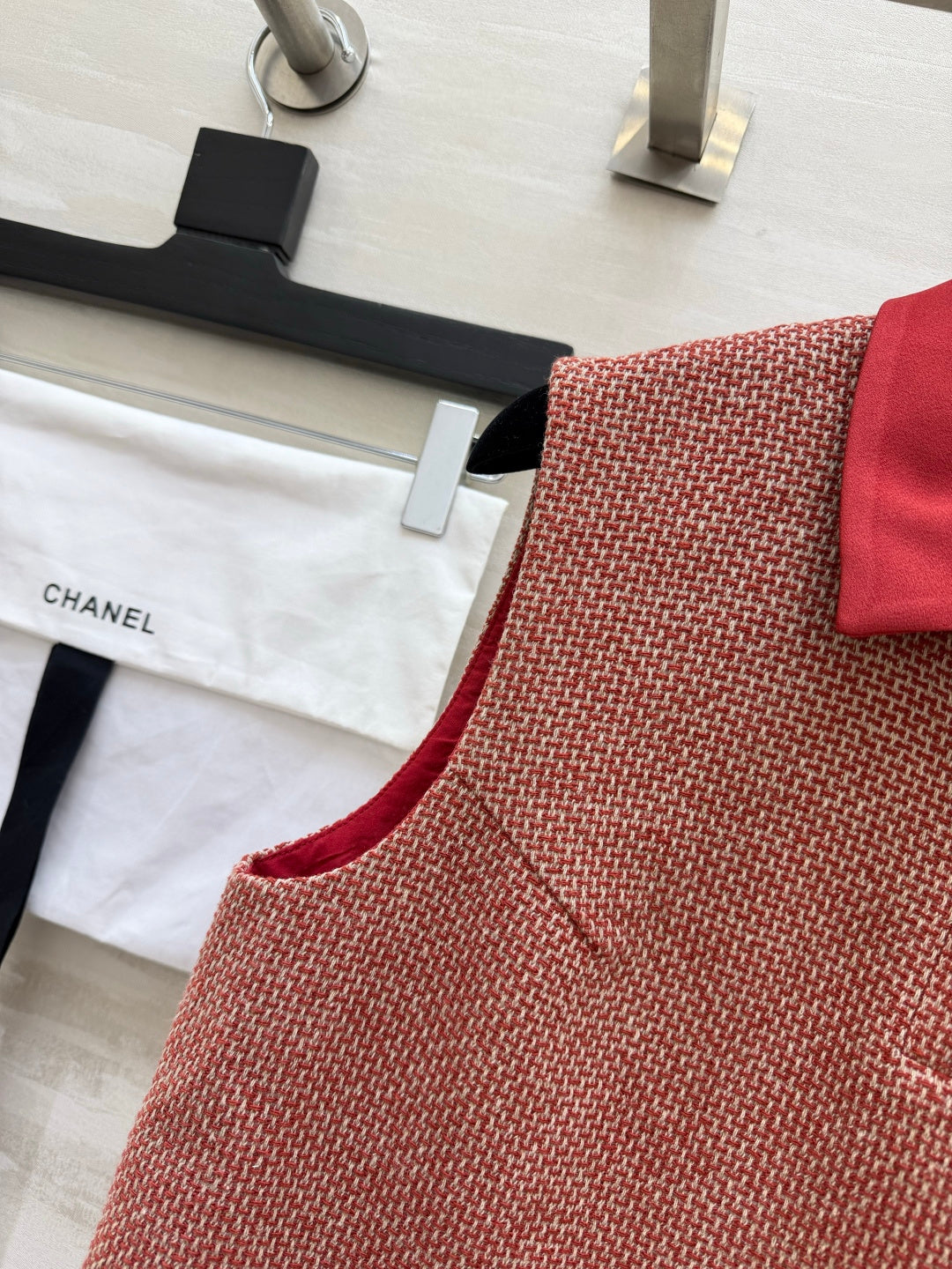 CC 26S Coral Tweed Sleeveless Polo Top 428171