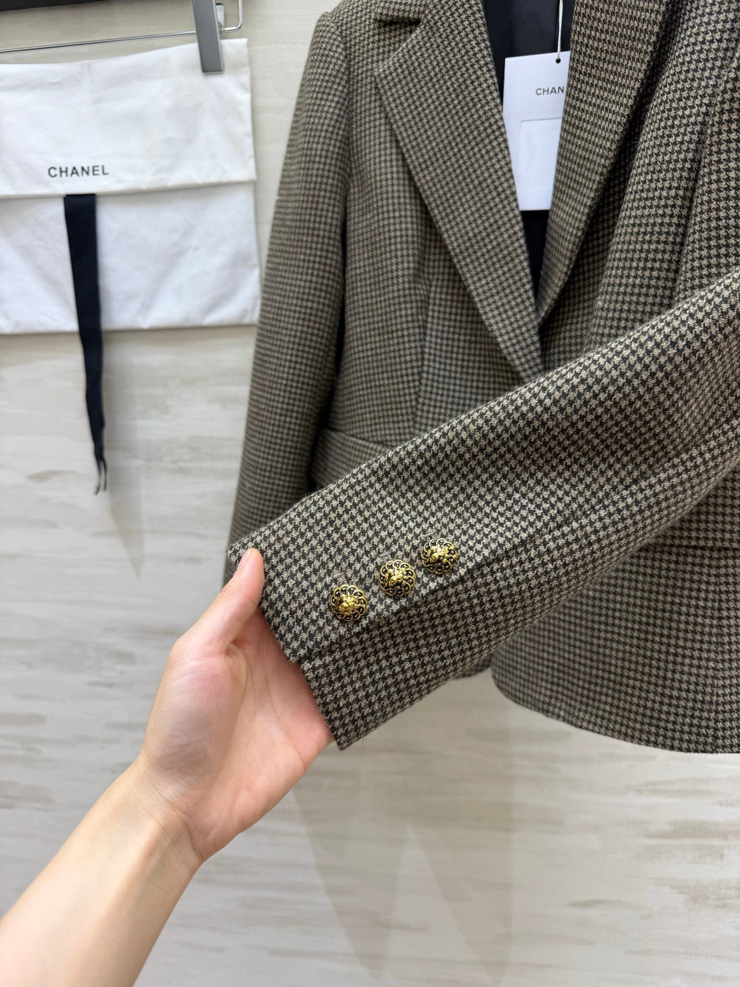 Chanel 26s Houndstooth Single-Breasted Blazer Jacket Taupe 438850