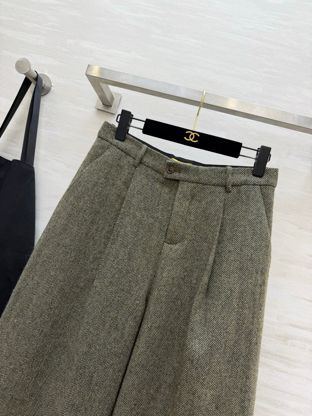YSL 26s Khaki Wool Culottes Style 435353