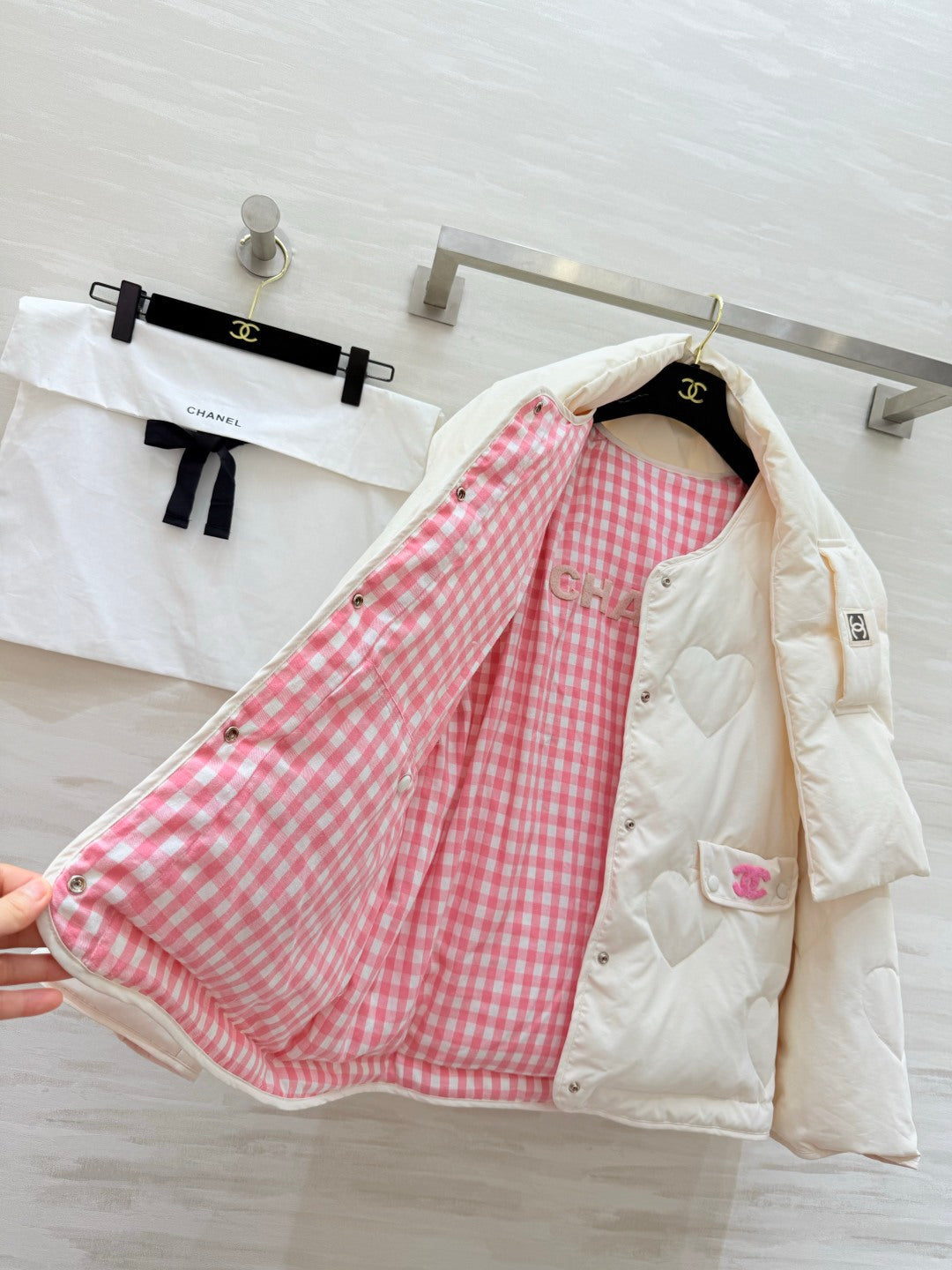Chanel 26s White Heart-Quilted Puffer Jacket With Scarf Style 435327