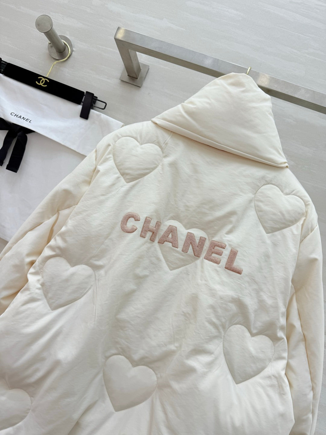 Chanel 26s White Heart-Quilted Puffer Jacket With Scarf Style 435327