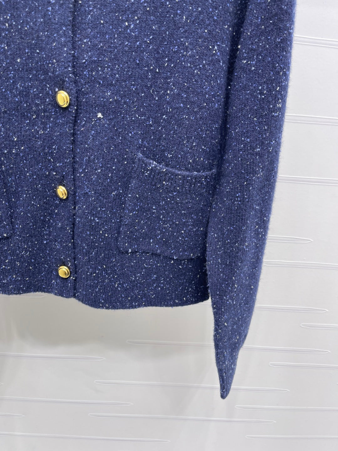 Miu 26s Neck Long-Sleeved Cardigan Navy Blue Cashemere 415895