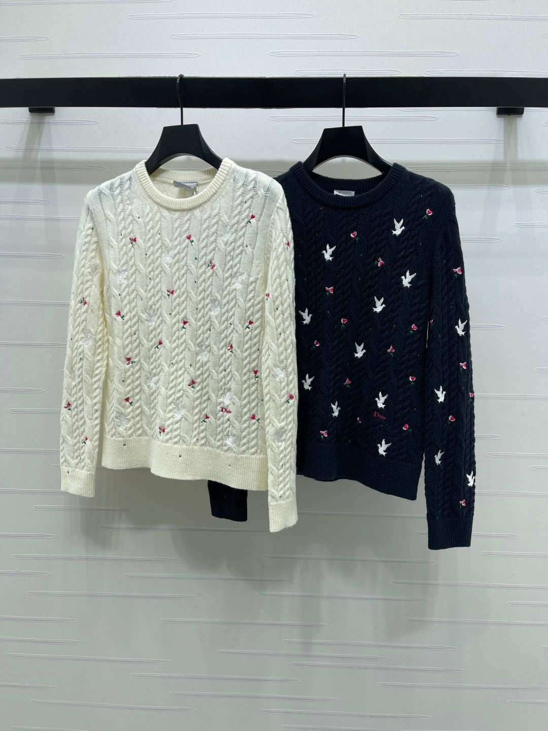 CD SS26 Dioramour Embroidered Cable-Knit Sweater Ivory Cashmere 351077