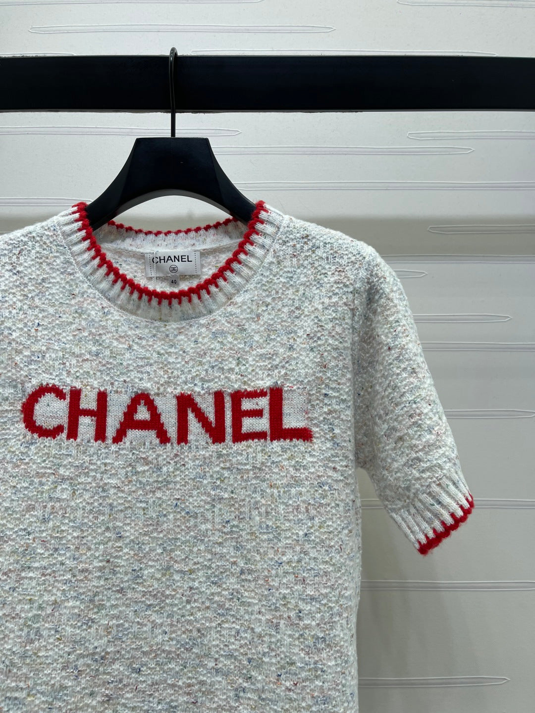 CC 26s Color-Blocked Woven Crew Neck Short-Sleeved Top Grey Red 344115