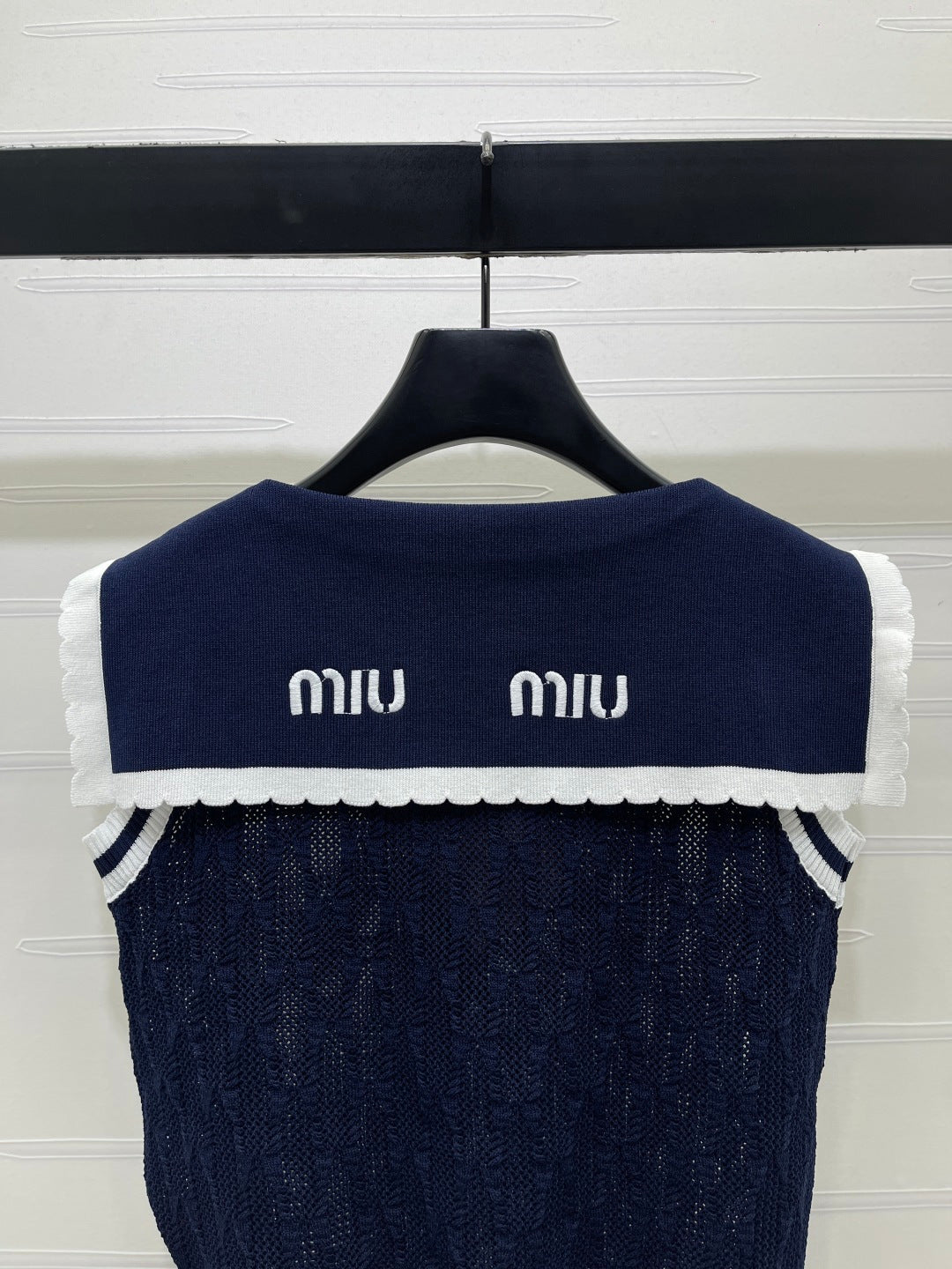 Miu Shawl Tie-Wear Knitted Vest Navy Blue Black Wool 382101