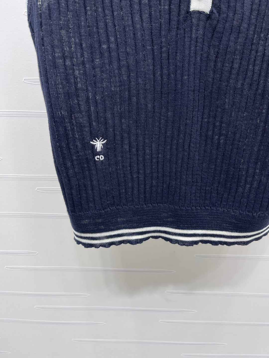 CD 26s Collared Knit Vest Navy Blue Lyocell Polyester 401590