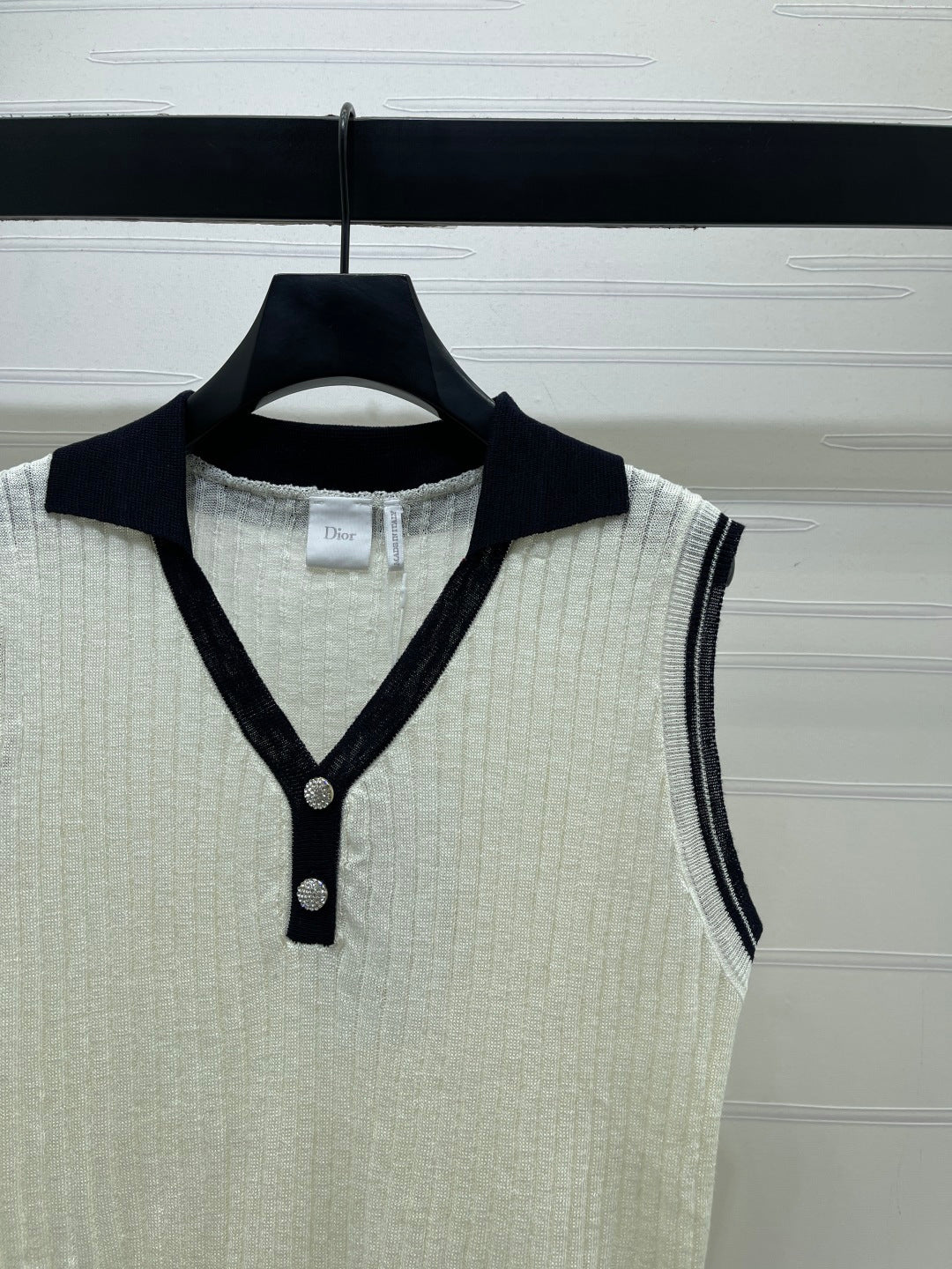 CD 26s Collared Knit Vest Cream Lyocell Polyester 401589