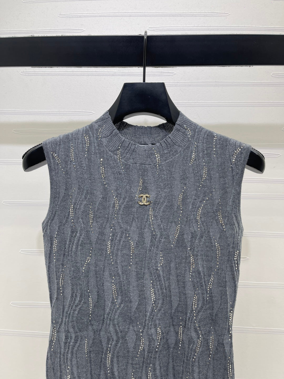 CC 26s High-Neck Rhinestone Knit Vest Grey Wool 410771