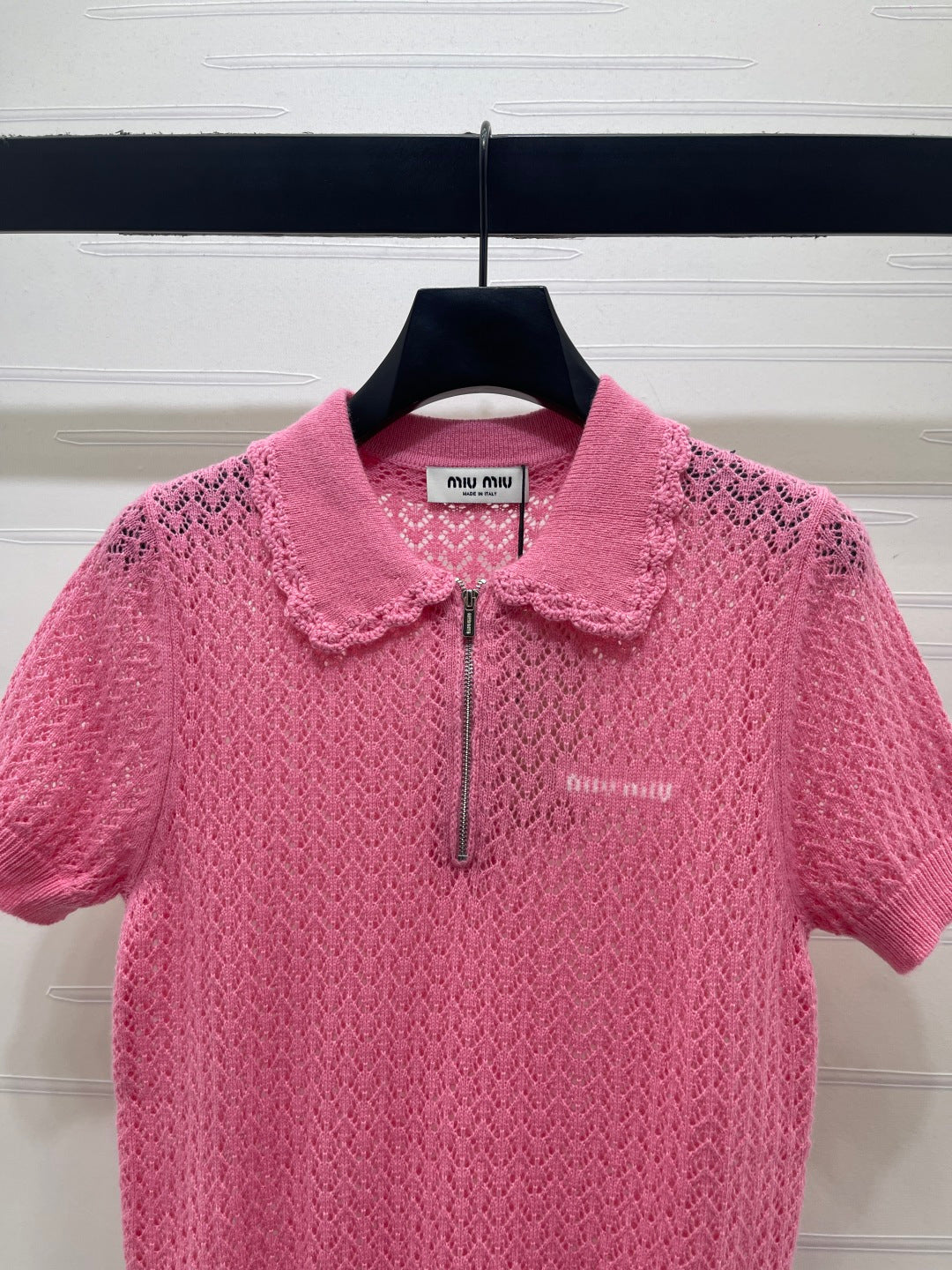 Miu 26s Neck Knit Short-Sleeved Top Hot Pink Wool 410764