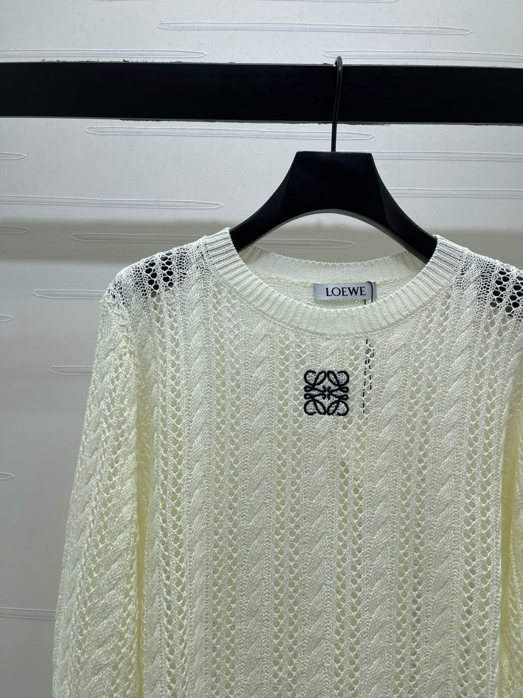 Loewe 26s Cable Knit Long-Sleeve Sweater Cream 406570