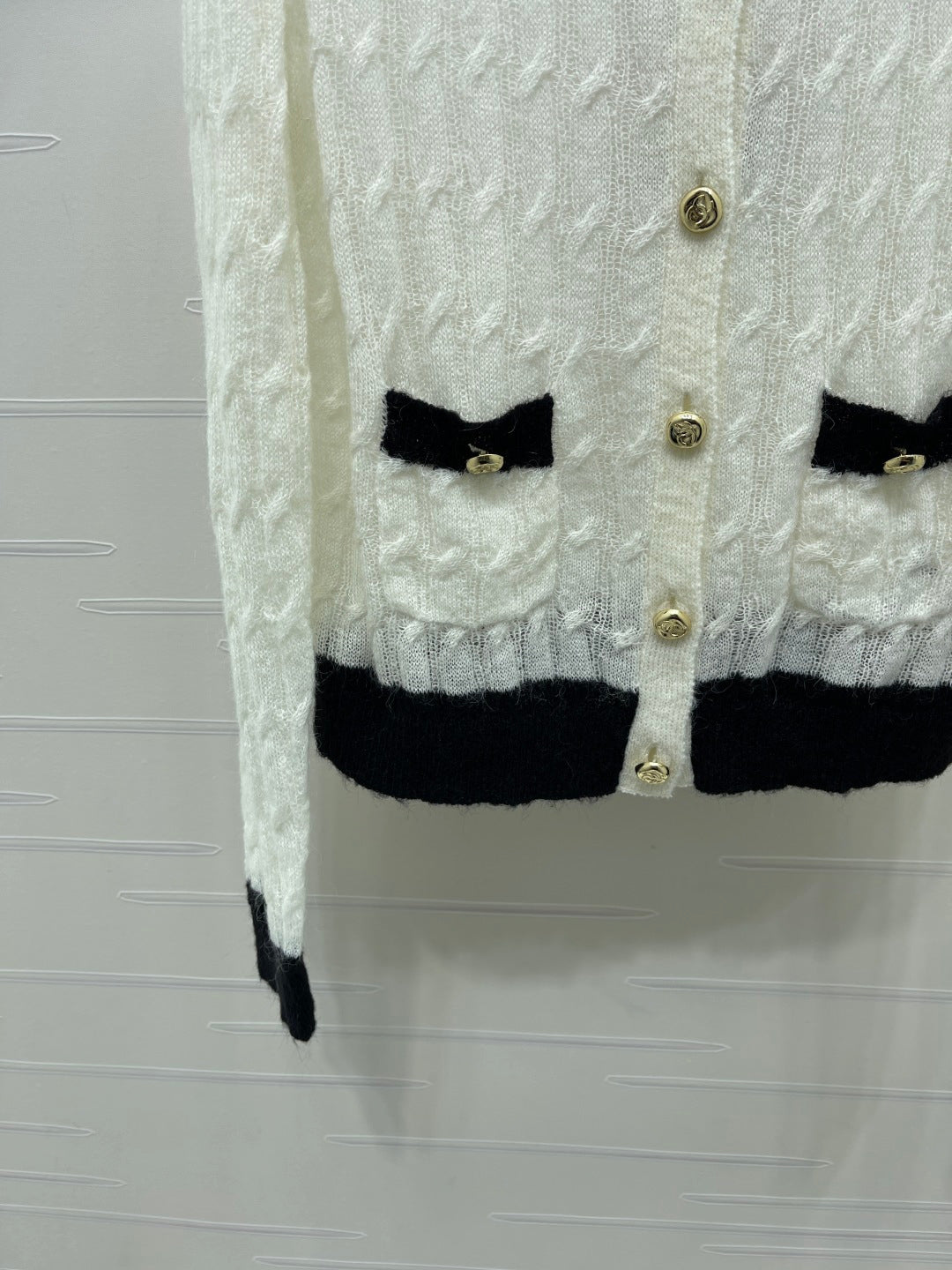 CC 26s Neck Knit Long Sleeve Cardigan Cream Wool Nylon 413356
