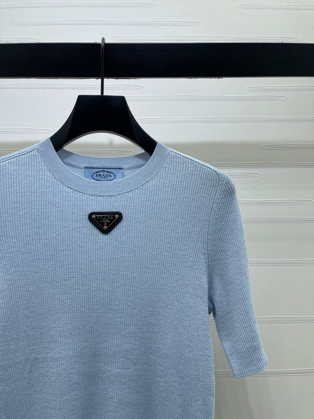 Prada 26s Round Neck Slim Fit Knit Short-Sleeve Top Light Blue Wool 421997
