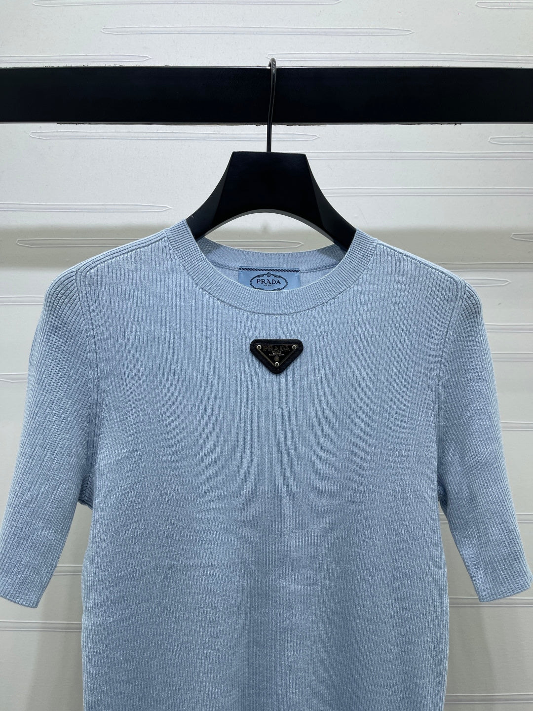 Prada 26s Round Neck Slim Fit Knit Short-Sleeve Top Light Blue Wool 421997