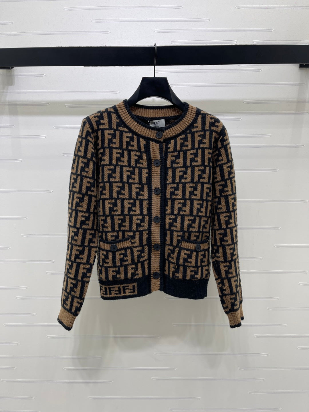 Fendi 26s Jacquard Crew Neck Knit Cardigan Brown Black 423891