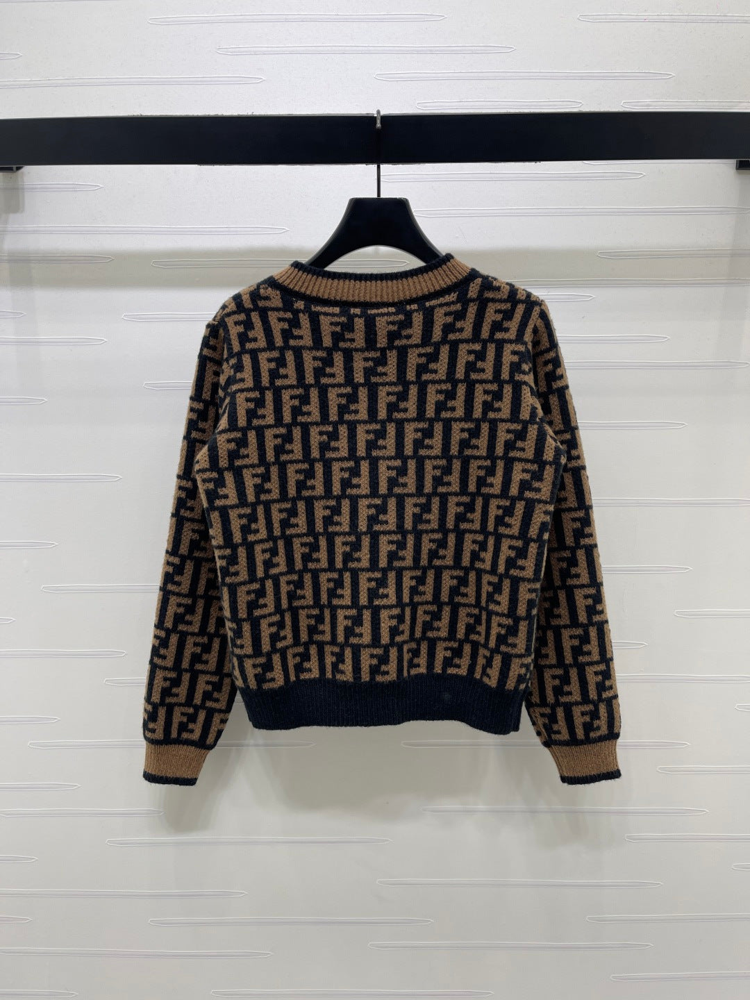 Fendi 26s Jacquard Crew Neck Knit Cardigan Brown Black 423891