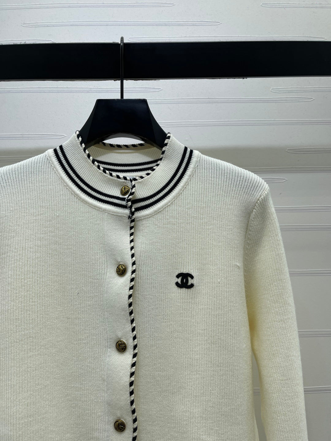 CC 26s Small Stand Collar Knit Long Sleeve Cardigan Cream Wool 423887