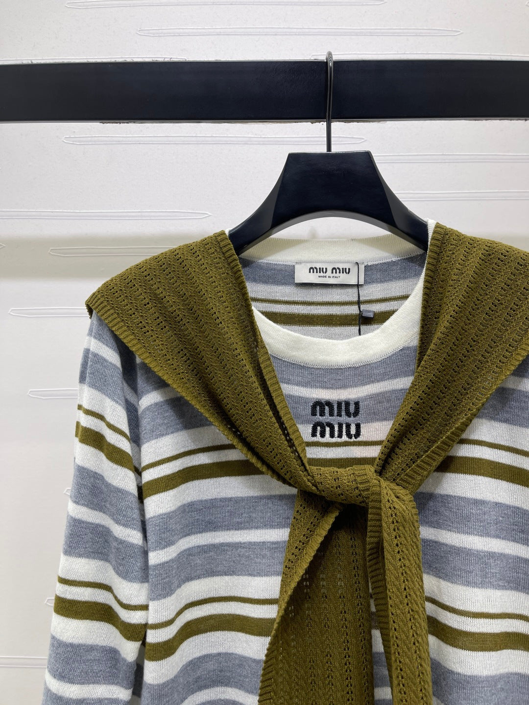Miu 26s Striped Shawl Knit Long-Sleeved Top Cream Olive Wool 423903