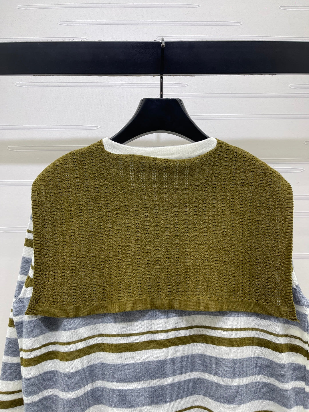 Miu 26s Striped Shawl Knit Long-Sleeved Top Cream Olive Wool 423903