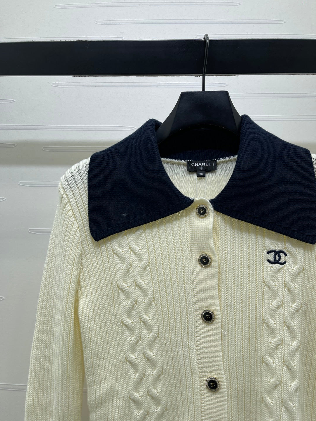 CC 26s Cable Knit Cardigan Wool White Knit 439827