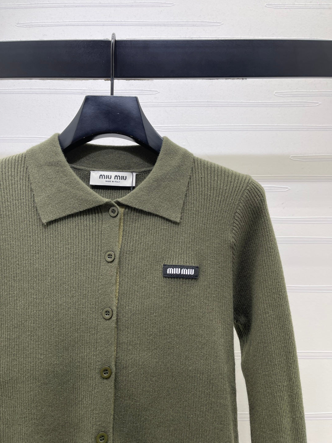 MM 26s Ribbed Cardigan Wool Olive Green Knit 439818