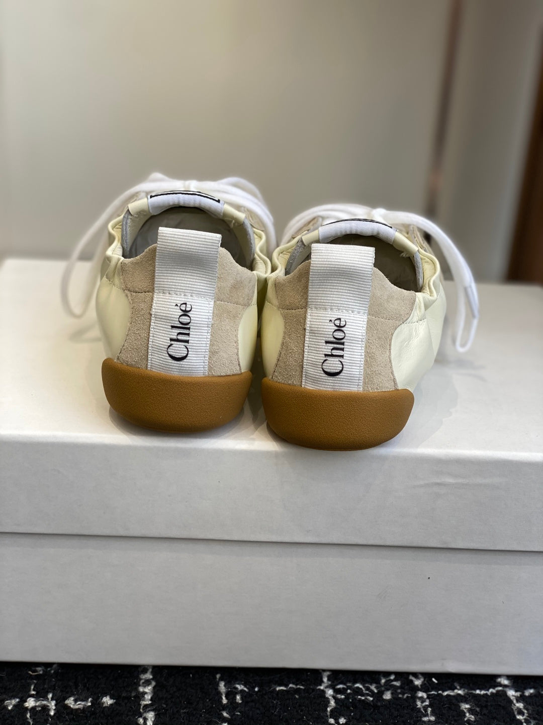 Chloé Kick Sneakers Cream  Suede Lambskin 862647
