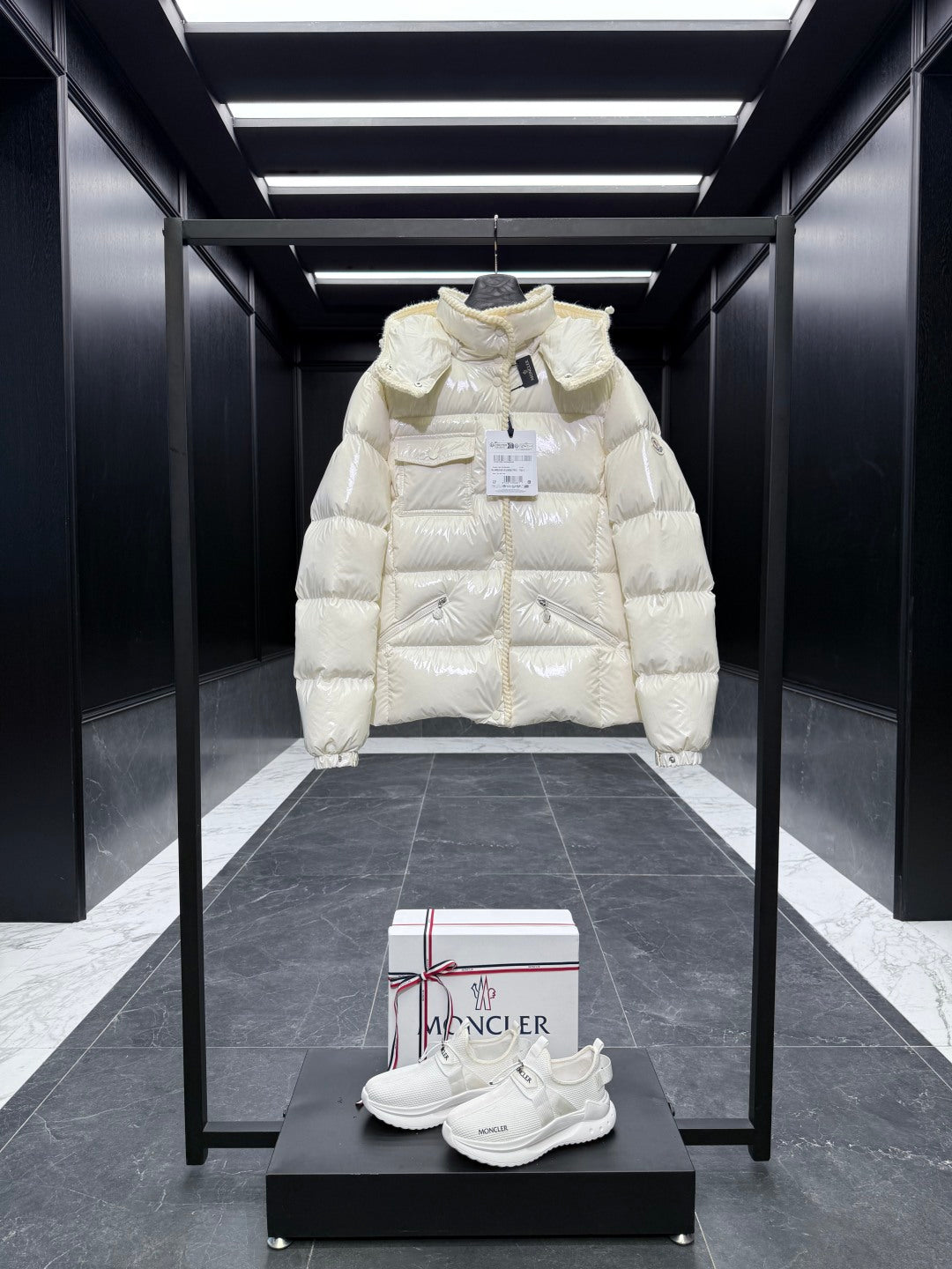 MC 25 Down Jacket Glossy White Polyester 0013