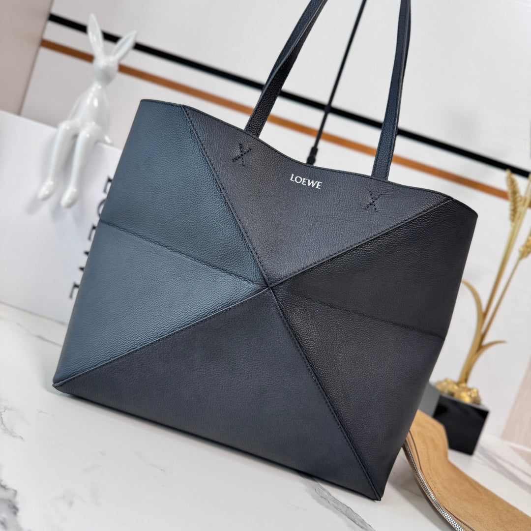 Loewe Medium-Sized Puzzle Fold Handbag Black Soft Grain Cowhide