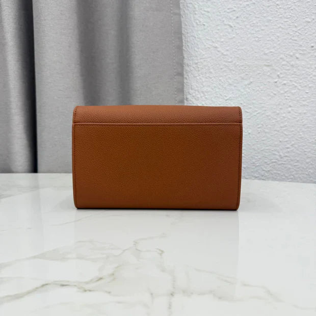Dior 2026 Medaillon Envelope Bag 20.5cm Calfskin 158554