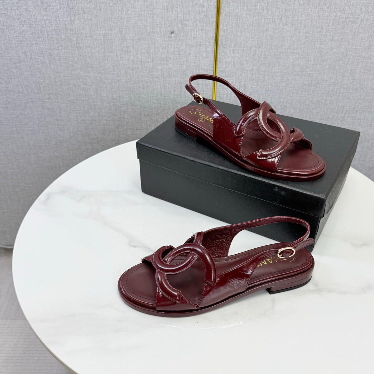 CC 26s Interlocking CC Slingback Sandals Burgundy Leather 167670
