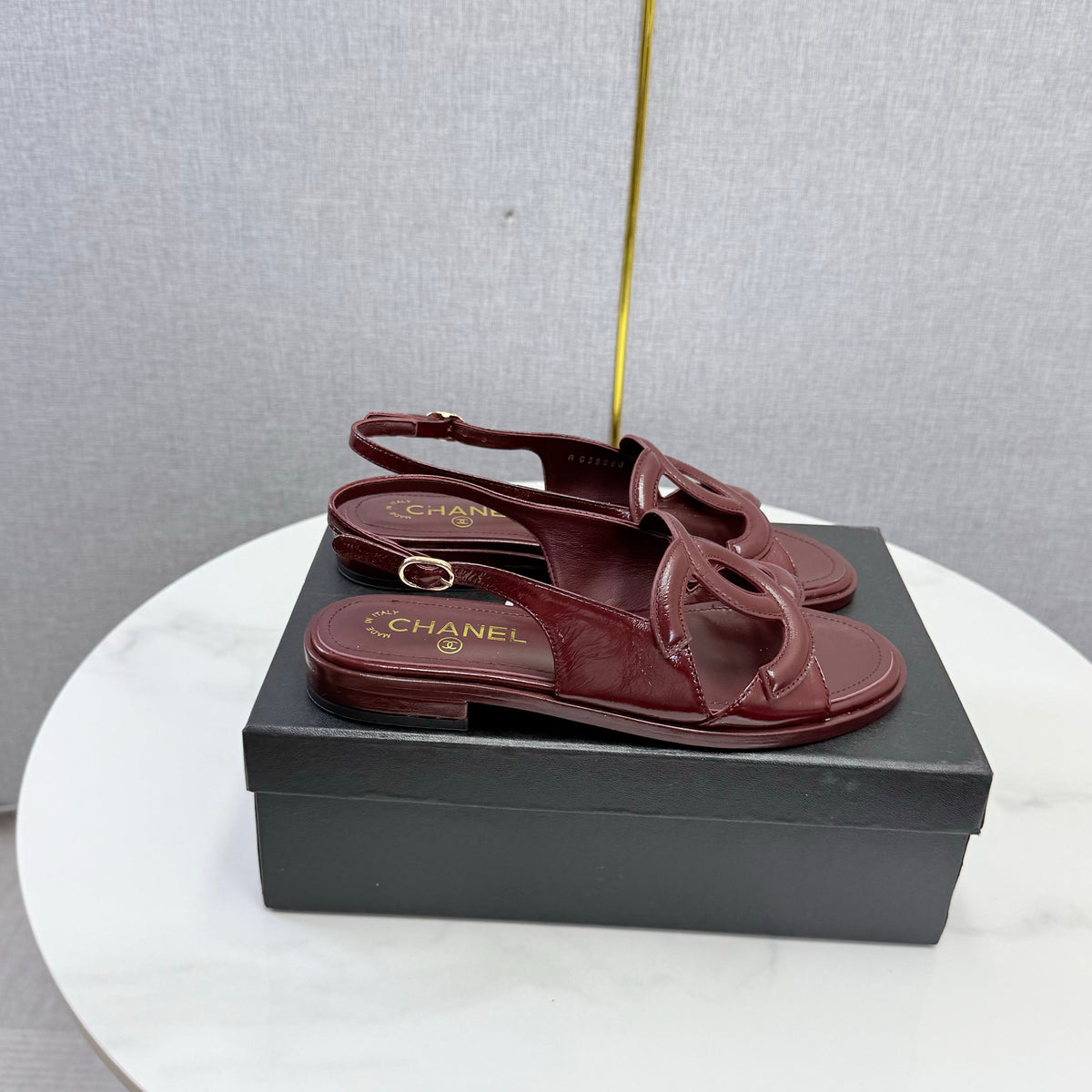 CC 26s Interlocking CC Slingback Sandals Burgundy Leather 167670