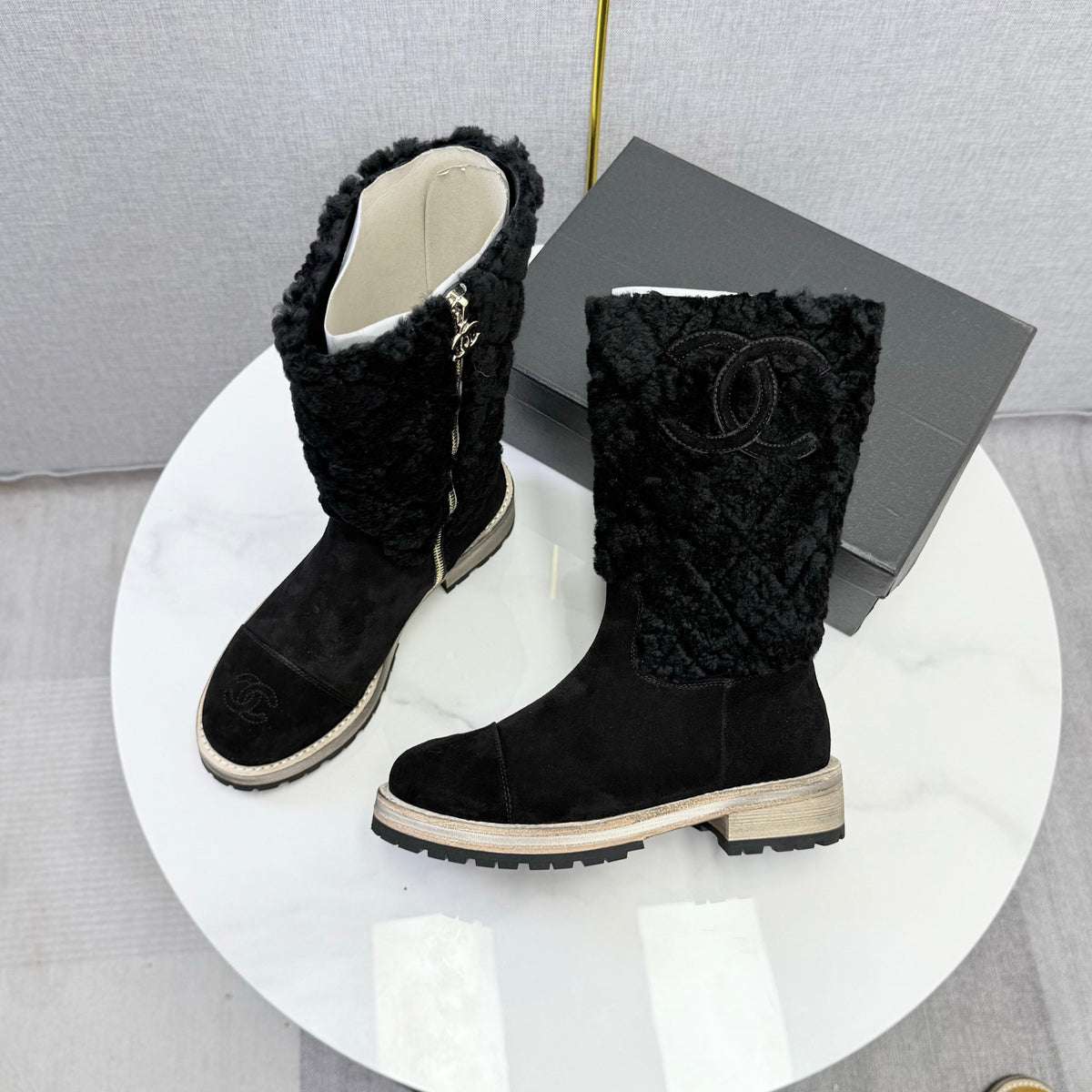 CC 26s Mid Calf Boots Black Suede Quilted Shearling 167738