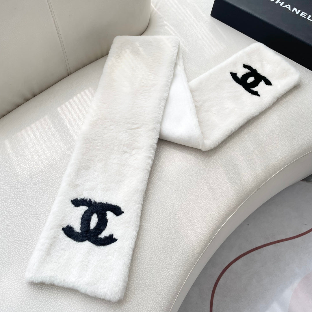 CC 25 Scarf 170cm White Black Fleece 968491