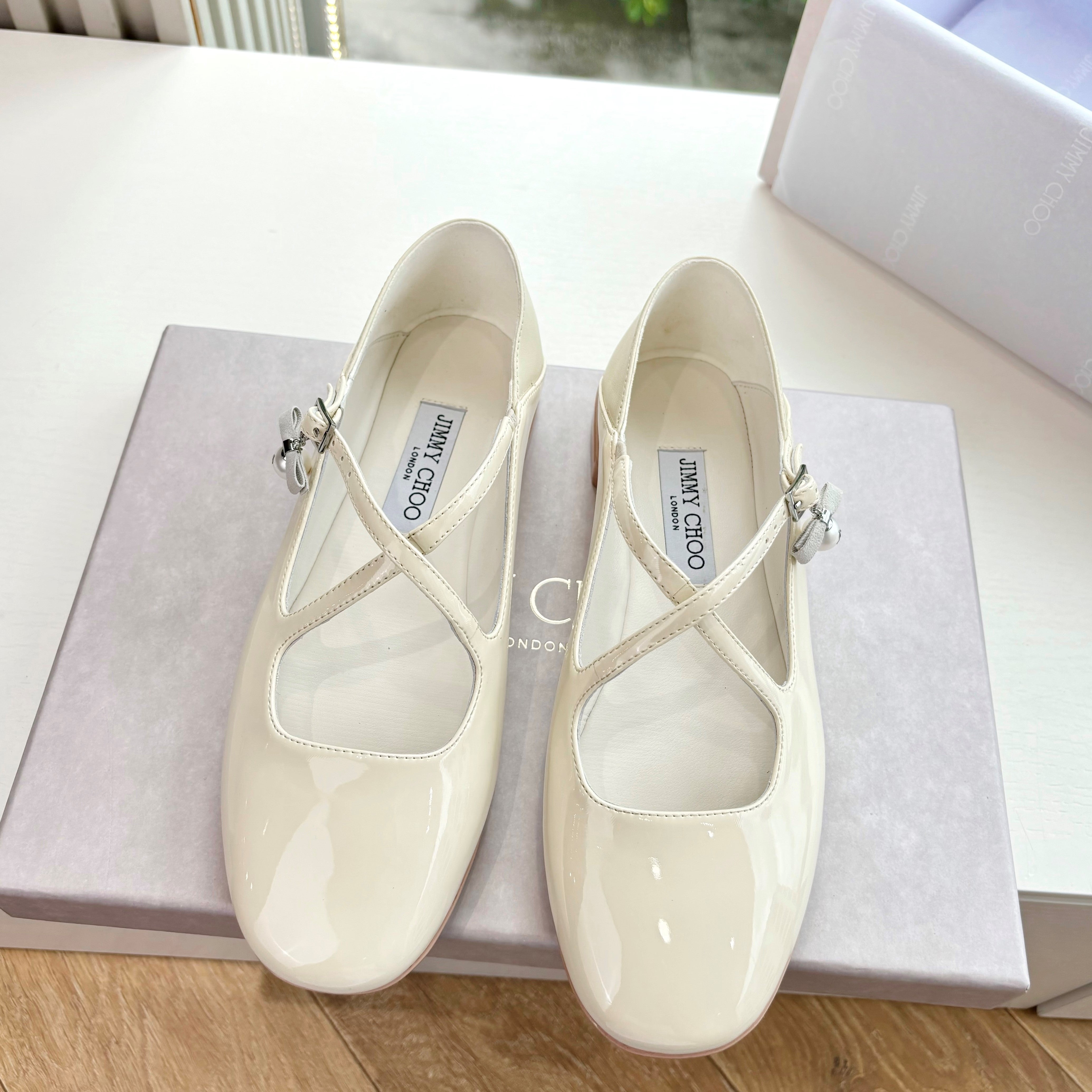 Jimmy Eleri Ballerina Shoes White Patent Leather 430572
