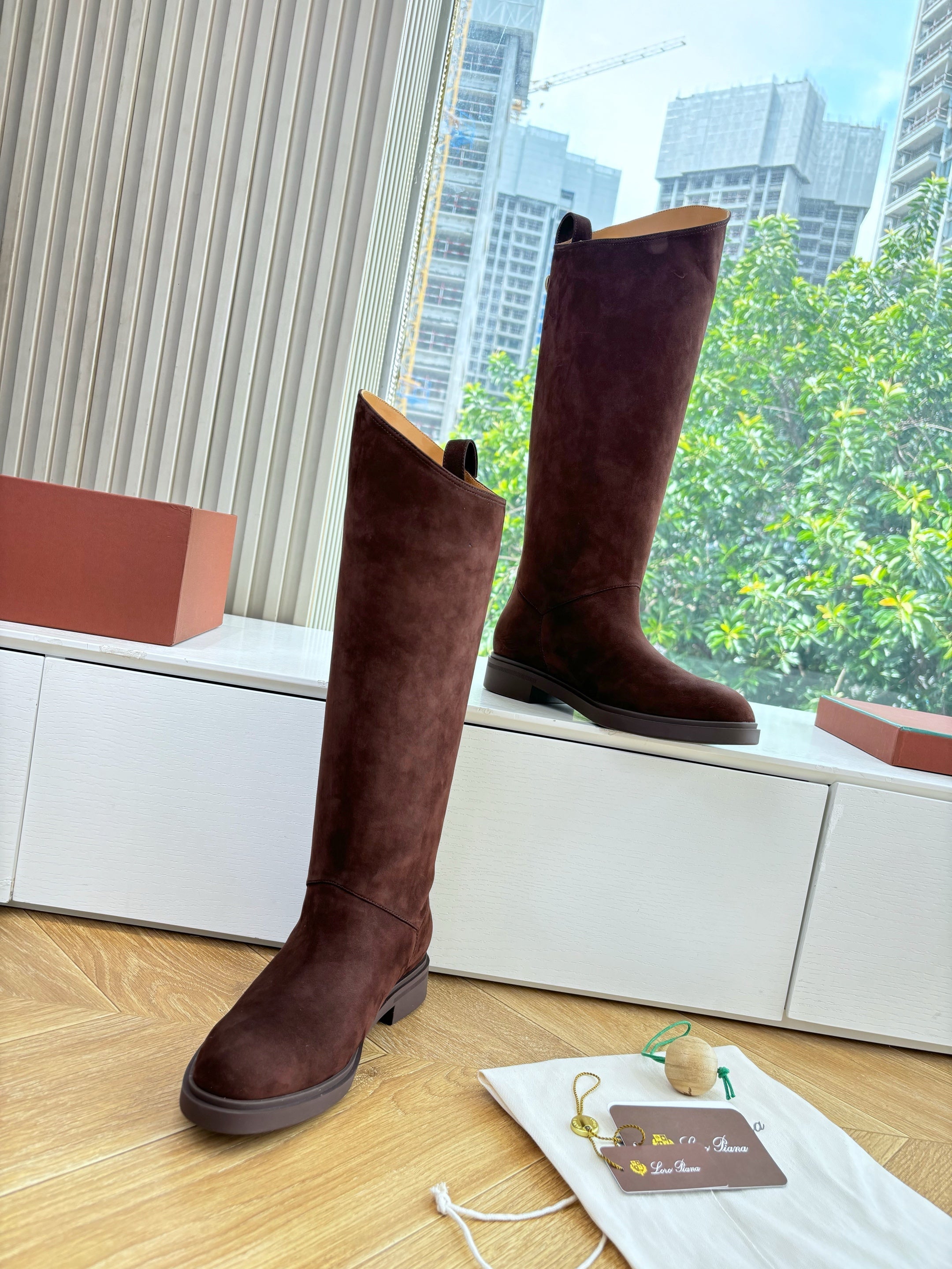 LP Kilda Knee-High Boots Brown Suede 507413