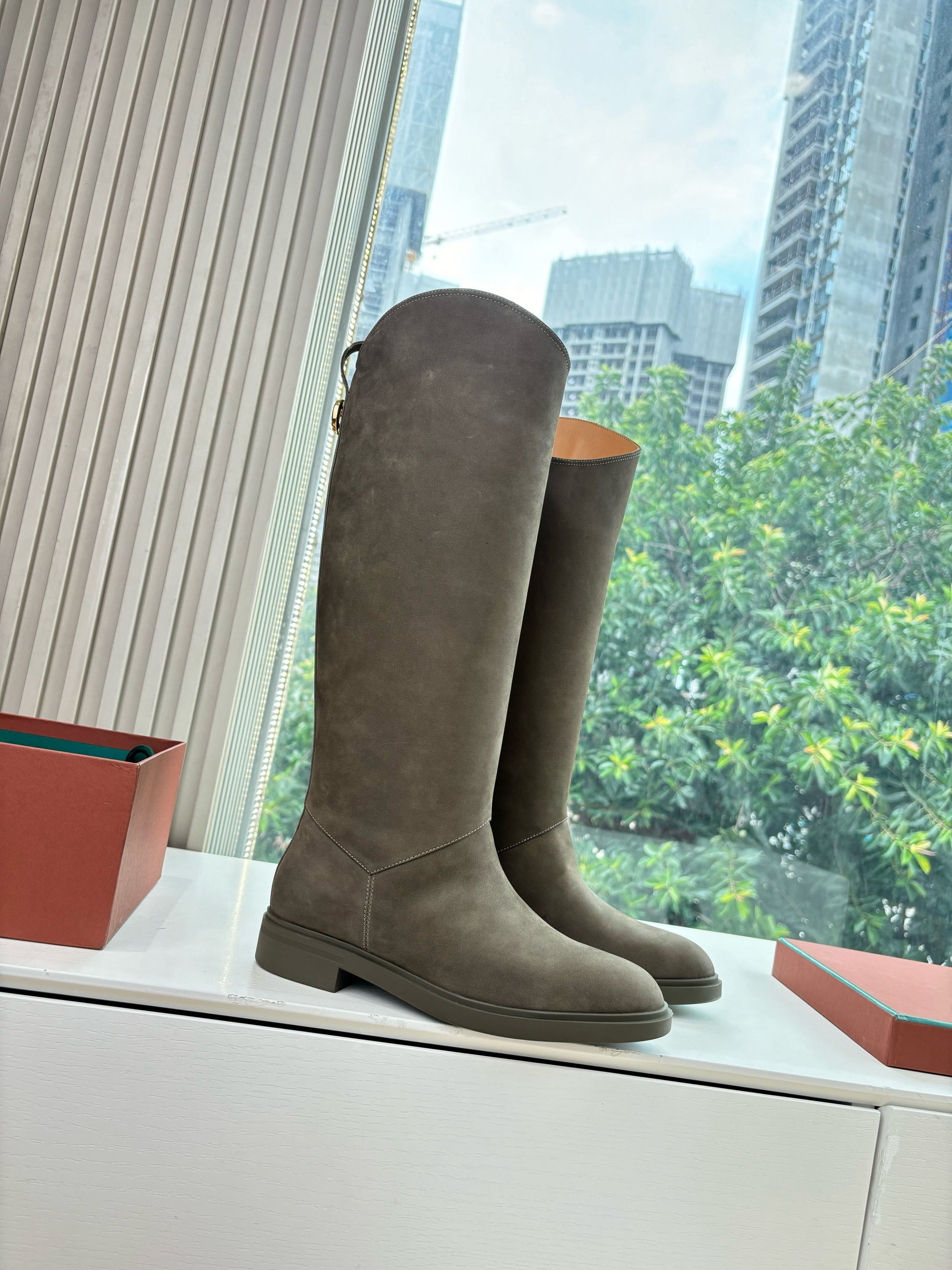 LP Kilda Knee-High Boots Olive Green Suede 507414