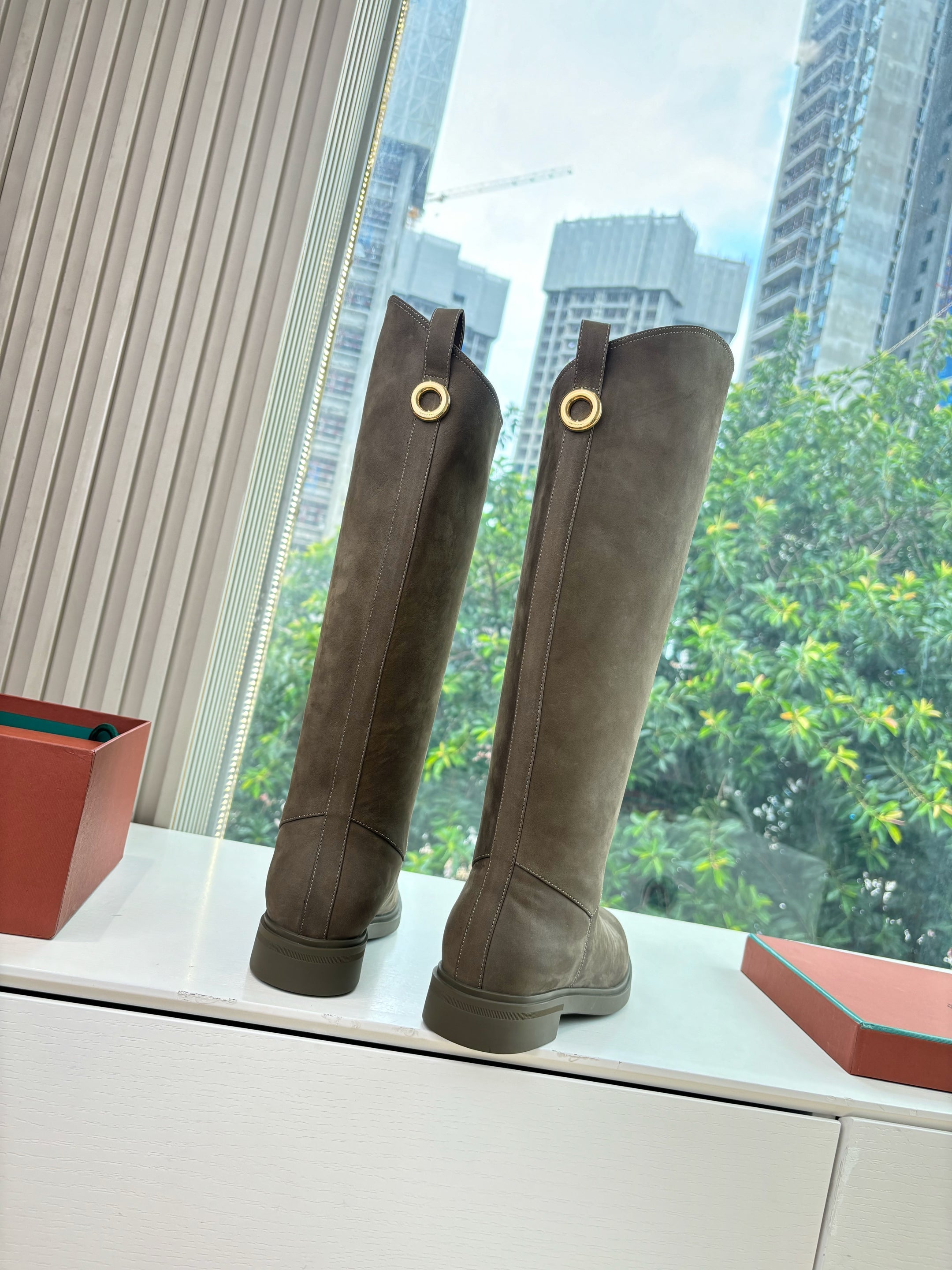 LP Kilda Knee-High Boots Olive Green Suede 507414
