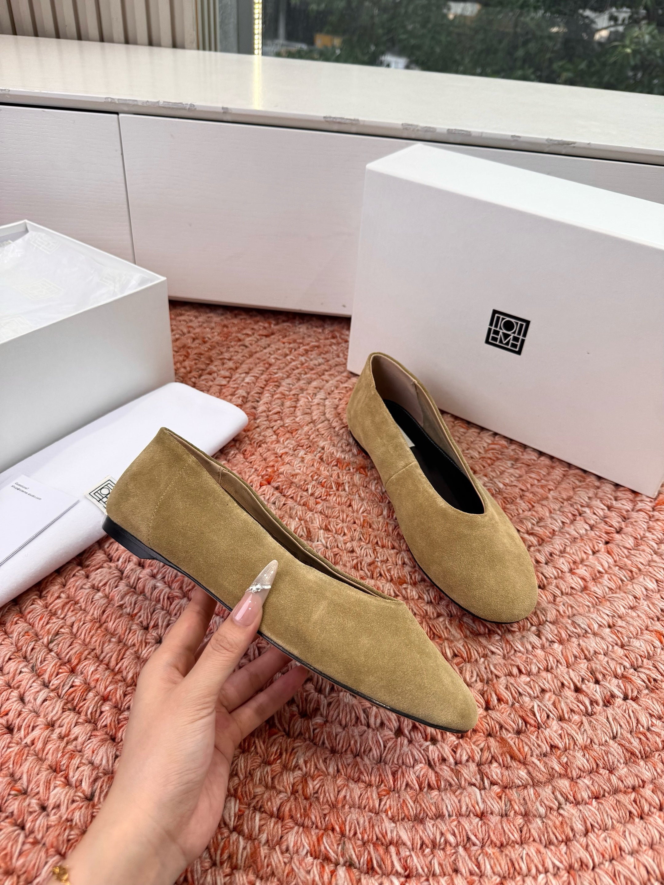 Toteme Ballerinas Khahi Suede 760434