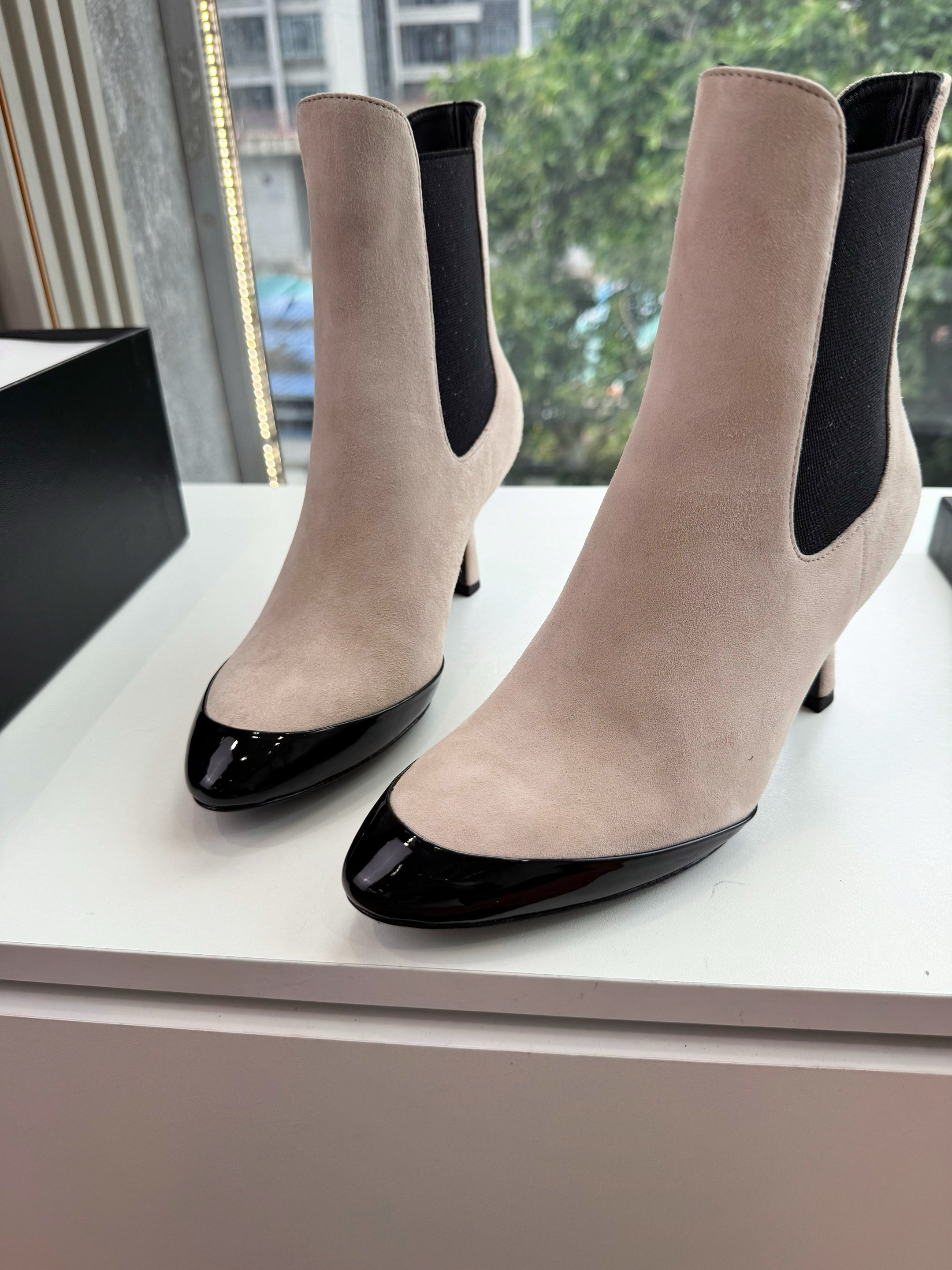 CC 26s Boot Black Khaki Suede Patent Leather 916018