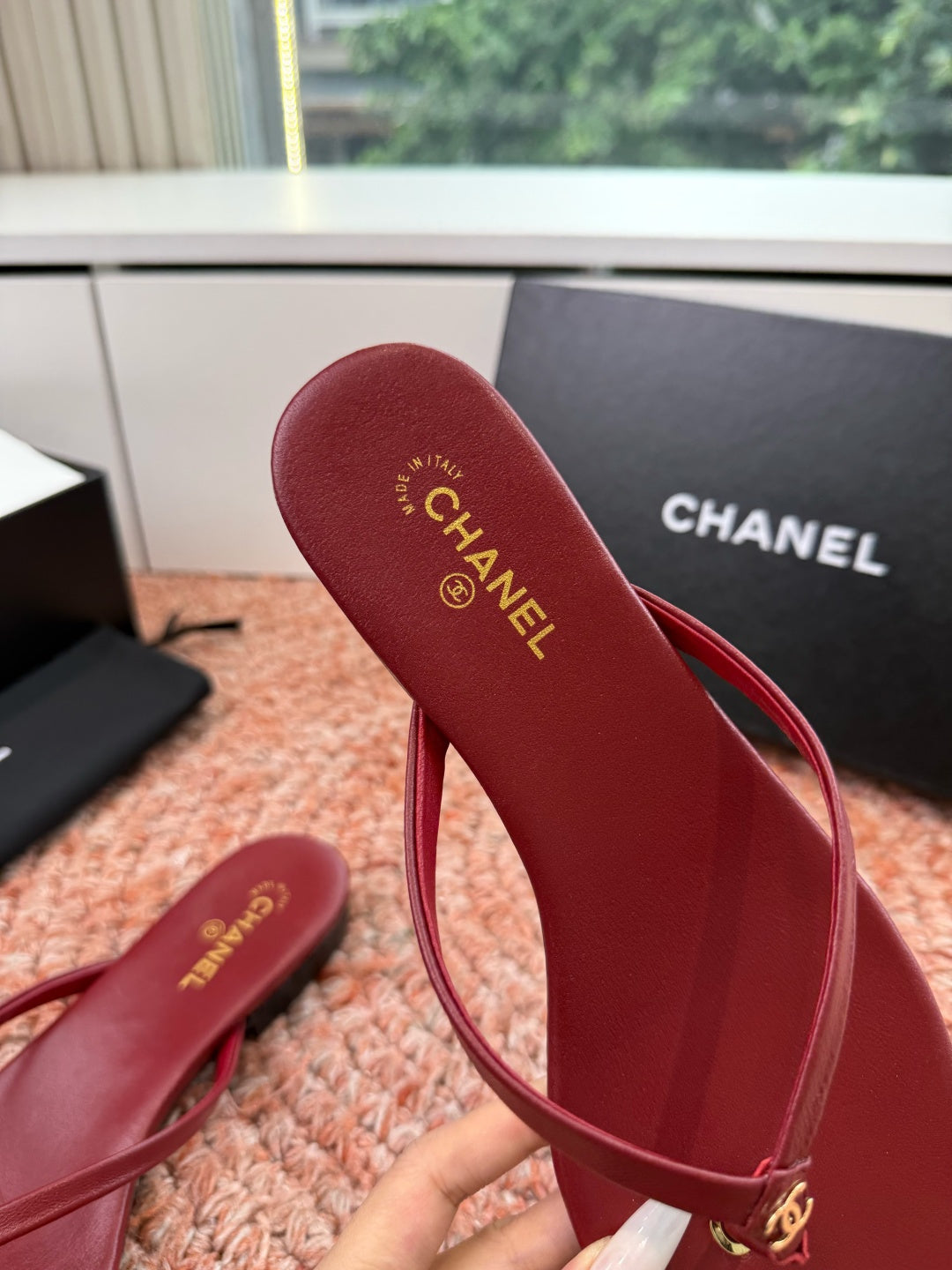 CC 26s Flip-Flops Burgundy Lambskin 934853
