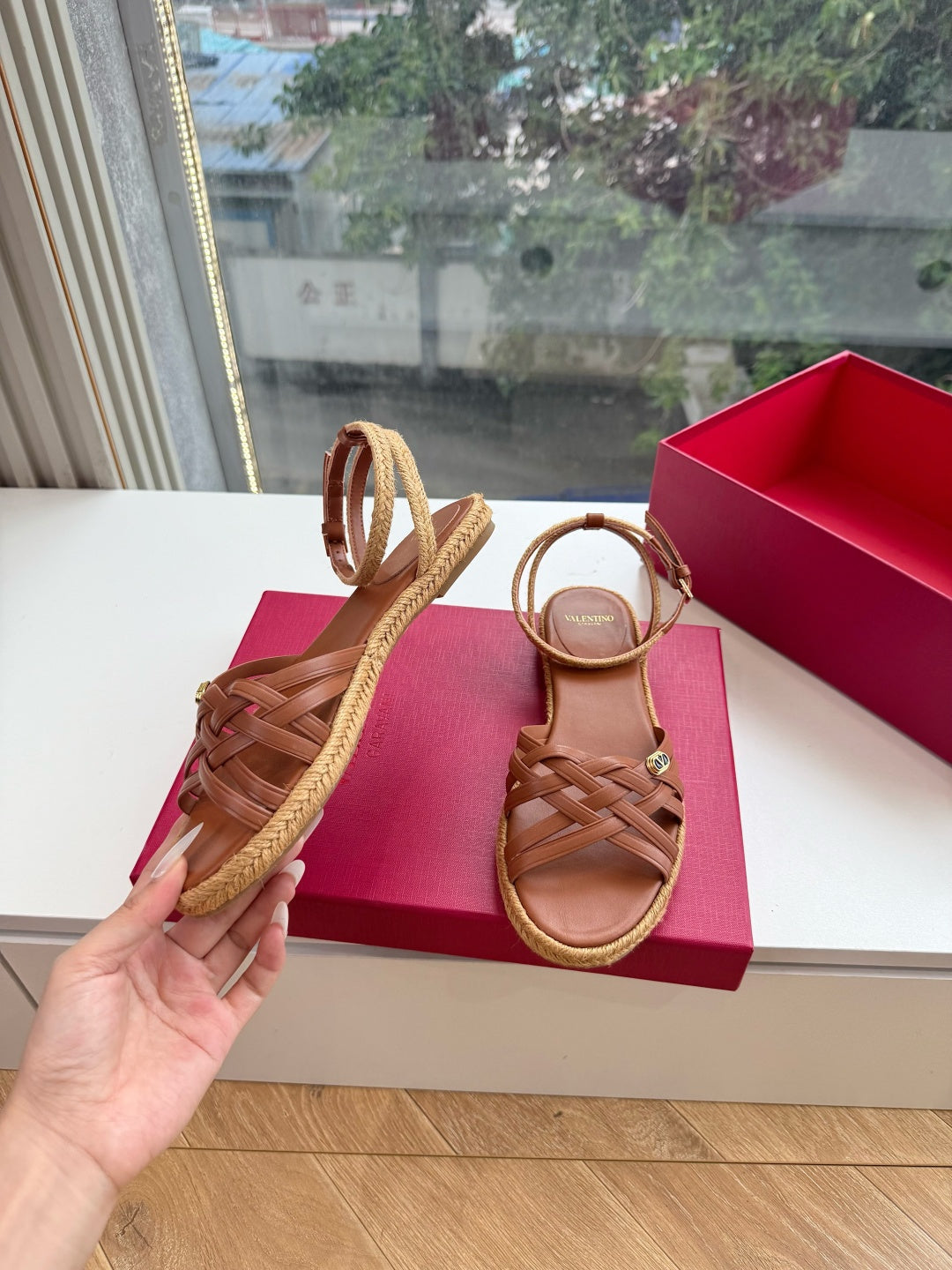 VLogo Bribri Espadrille Sandals Brown Leather 933616