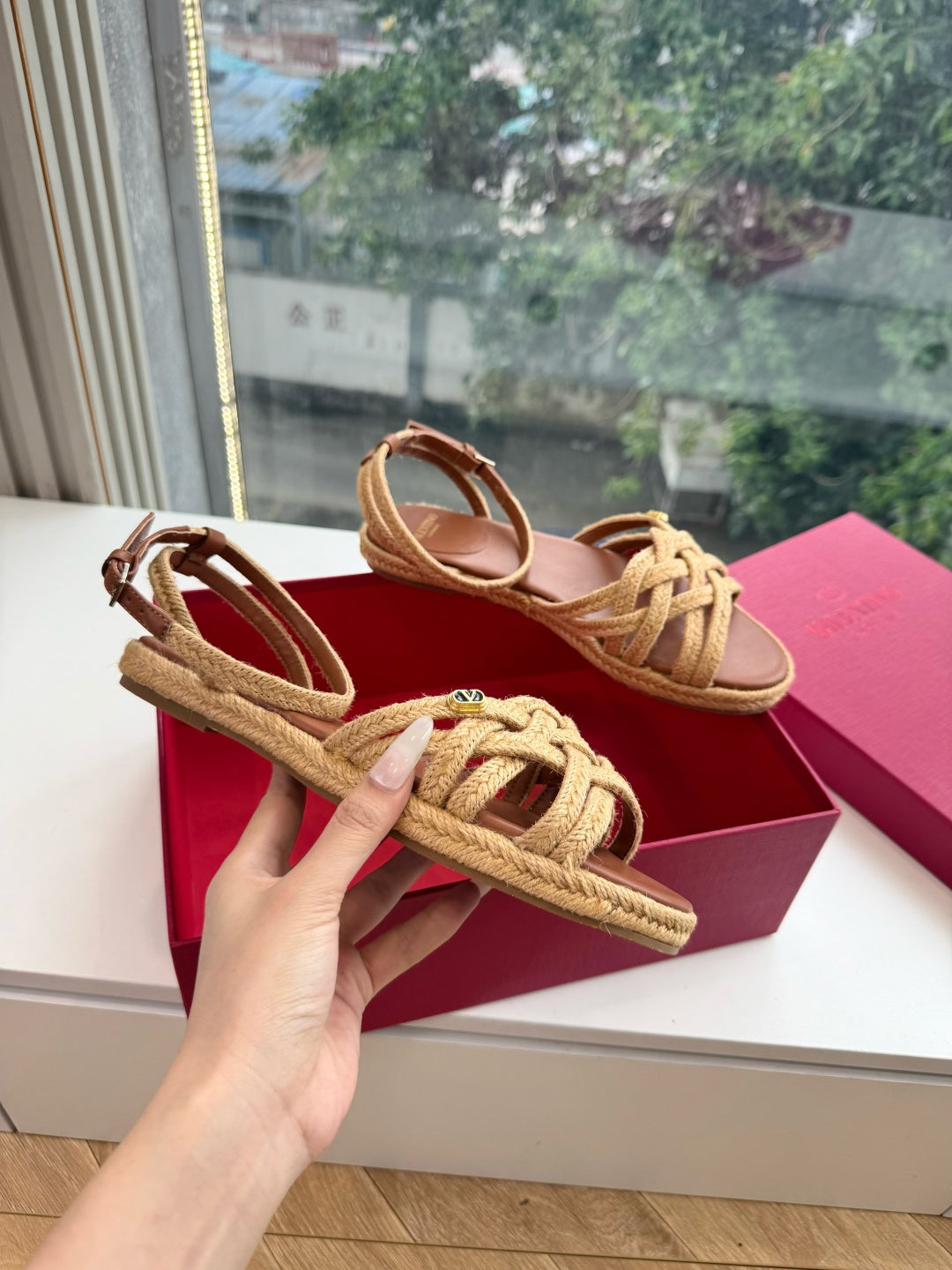 VLogo Bribri Espadrille Sandals Brown Raffia Leather 933618