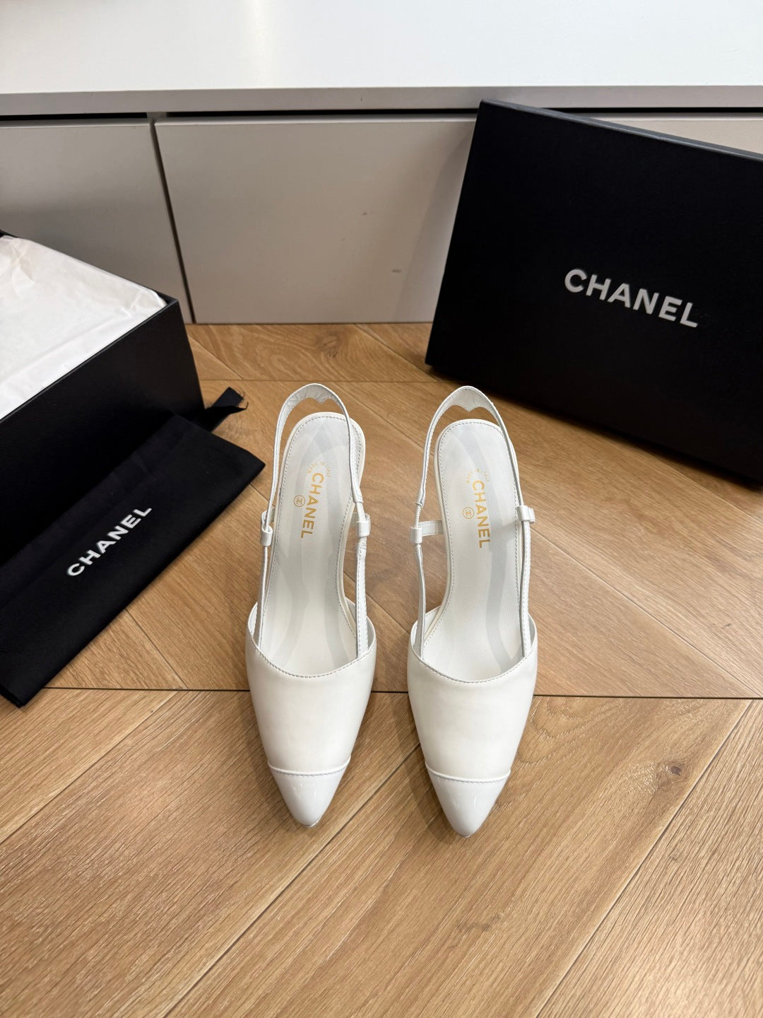 CC 26s Boutique Slingback White Patent Leather 933119