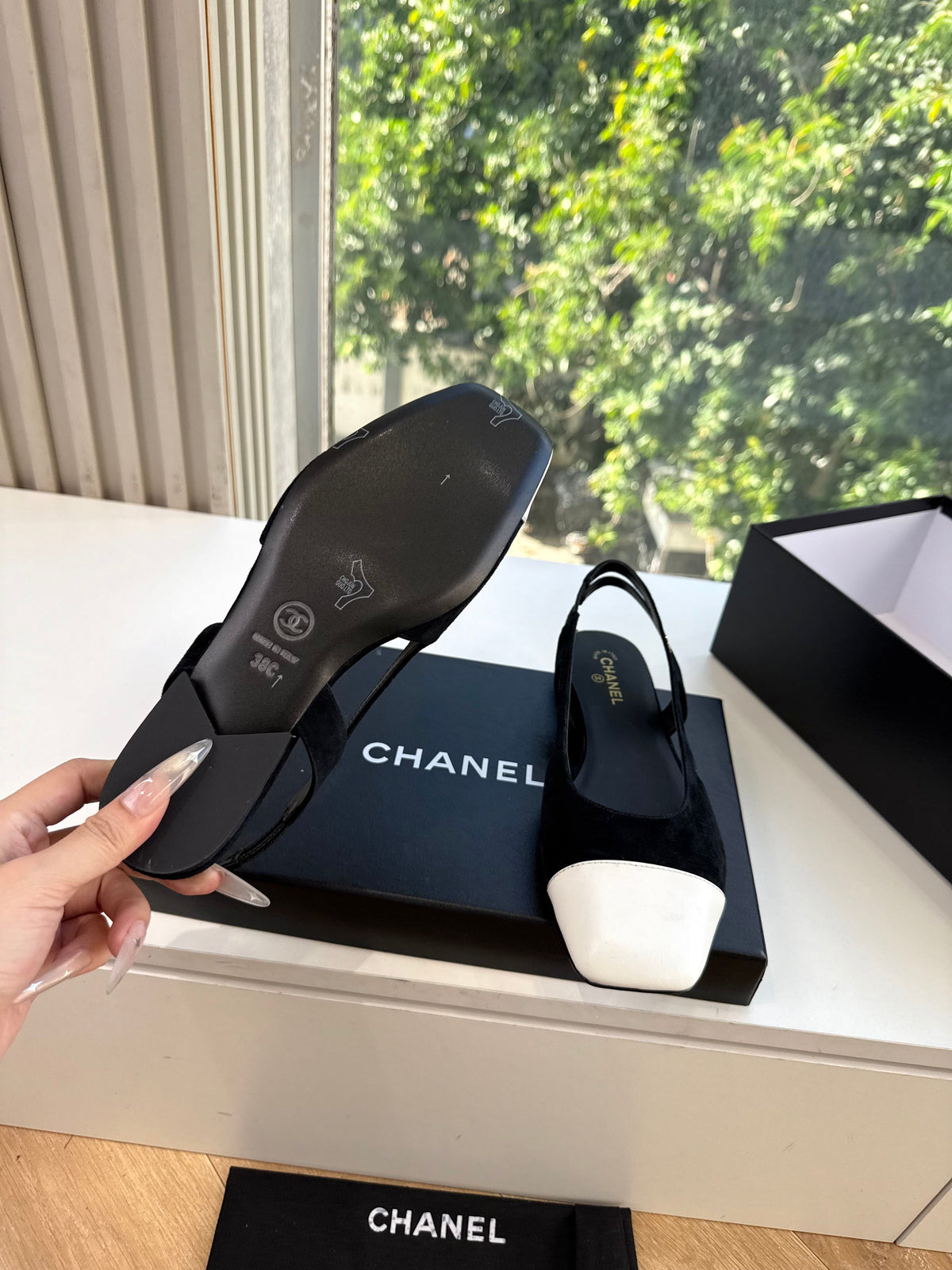 CC 26s Cap Toe Slingback Flats Black Suede 168785