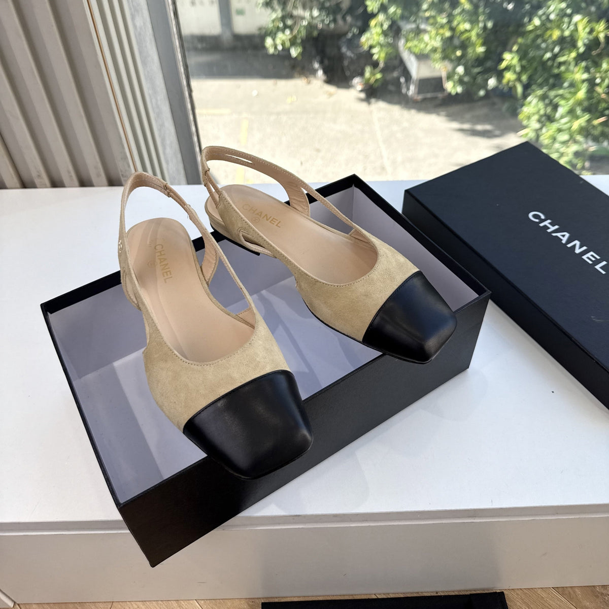 CC 26s Cap Toe Slingback Flats Beige Suede 168786
