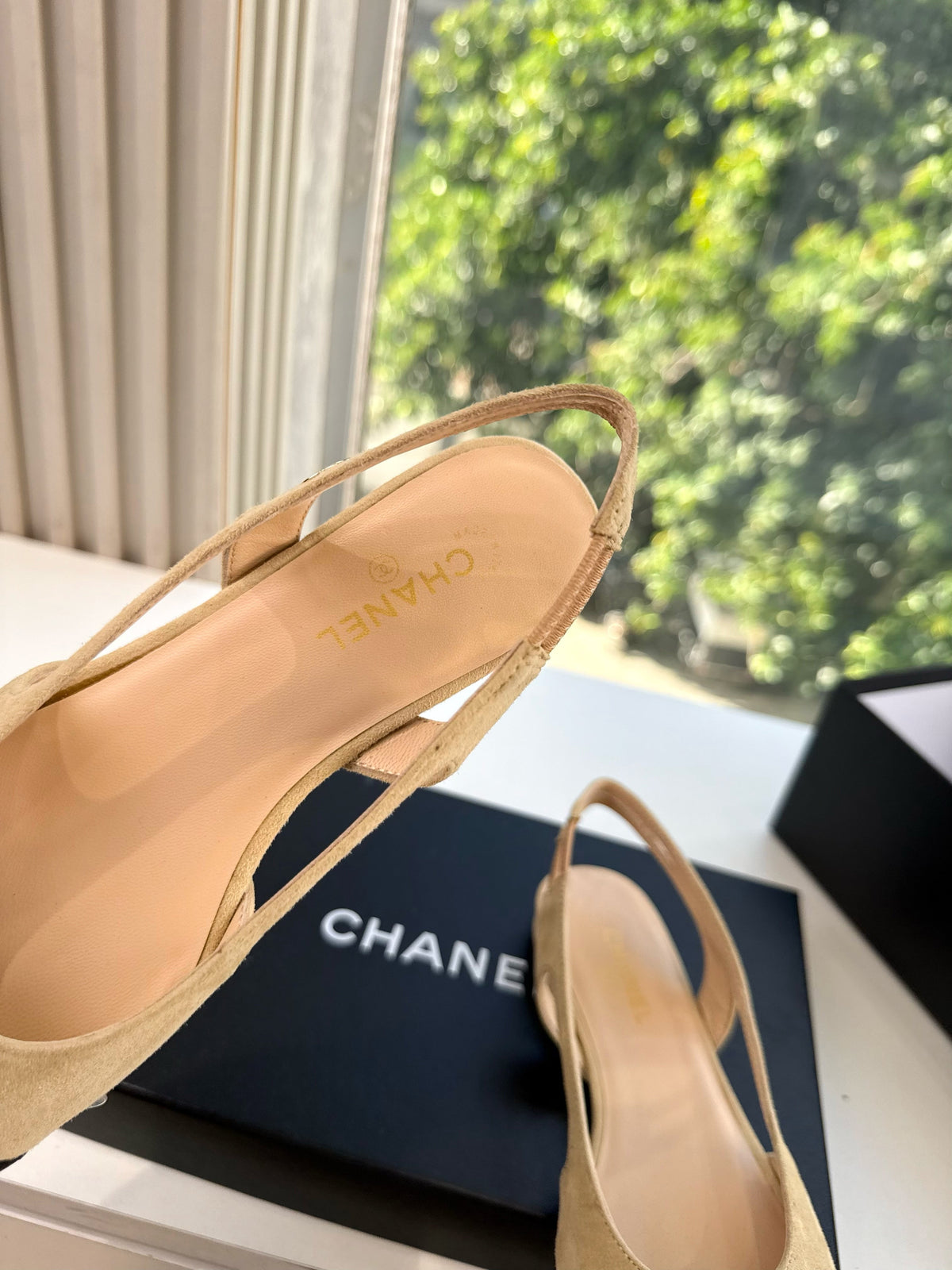 CC 26s Cap Toe Slingback Flats Beige Suede 168786
