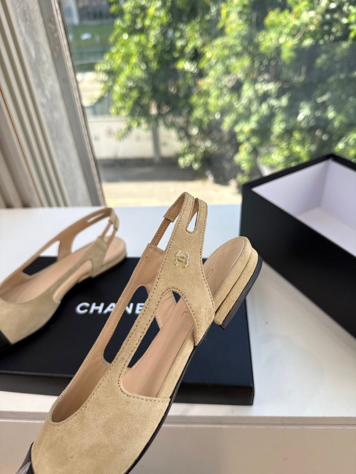 CC 26s Cap Toe Slingback Flats Beige Suede 168786