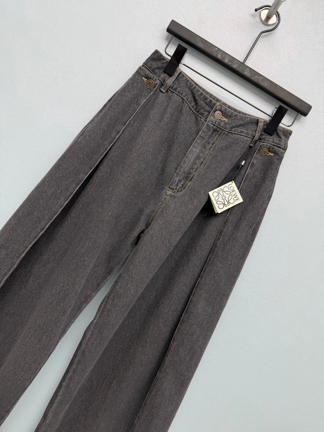 Loewe 26s Pleated Wide-Leg Jeans Grey Cotton 411625
