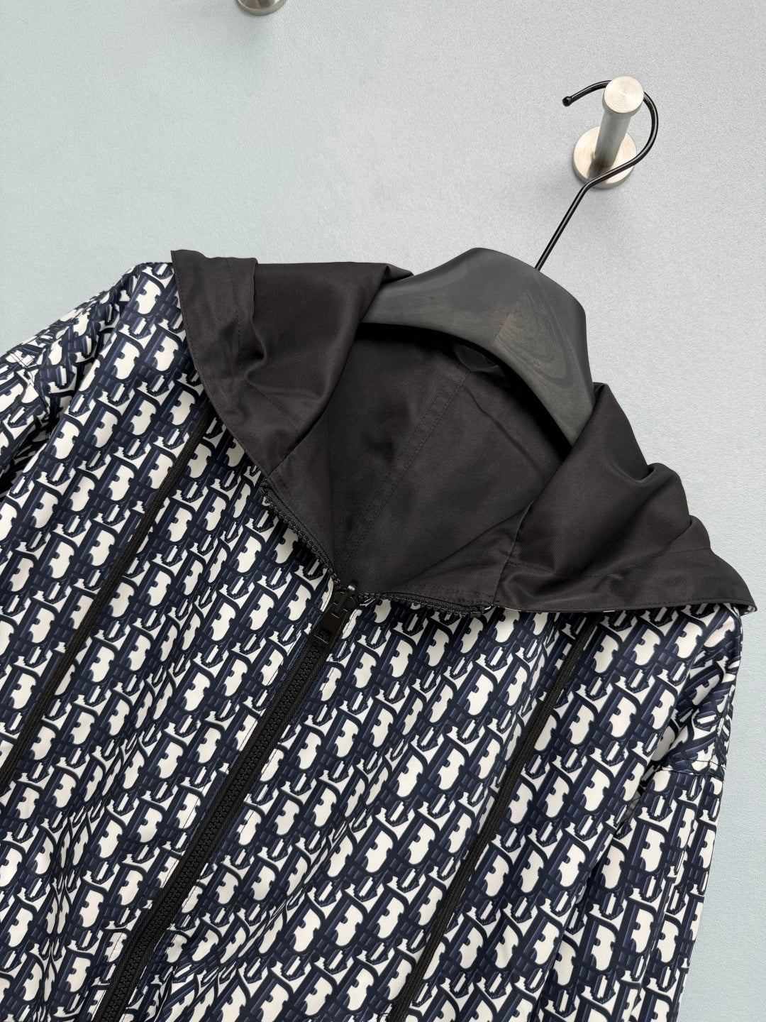 CD 26s Reversible Jacket Black White Polyester 425186
