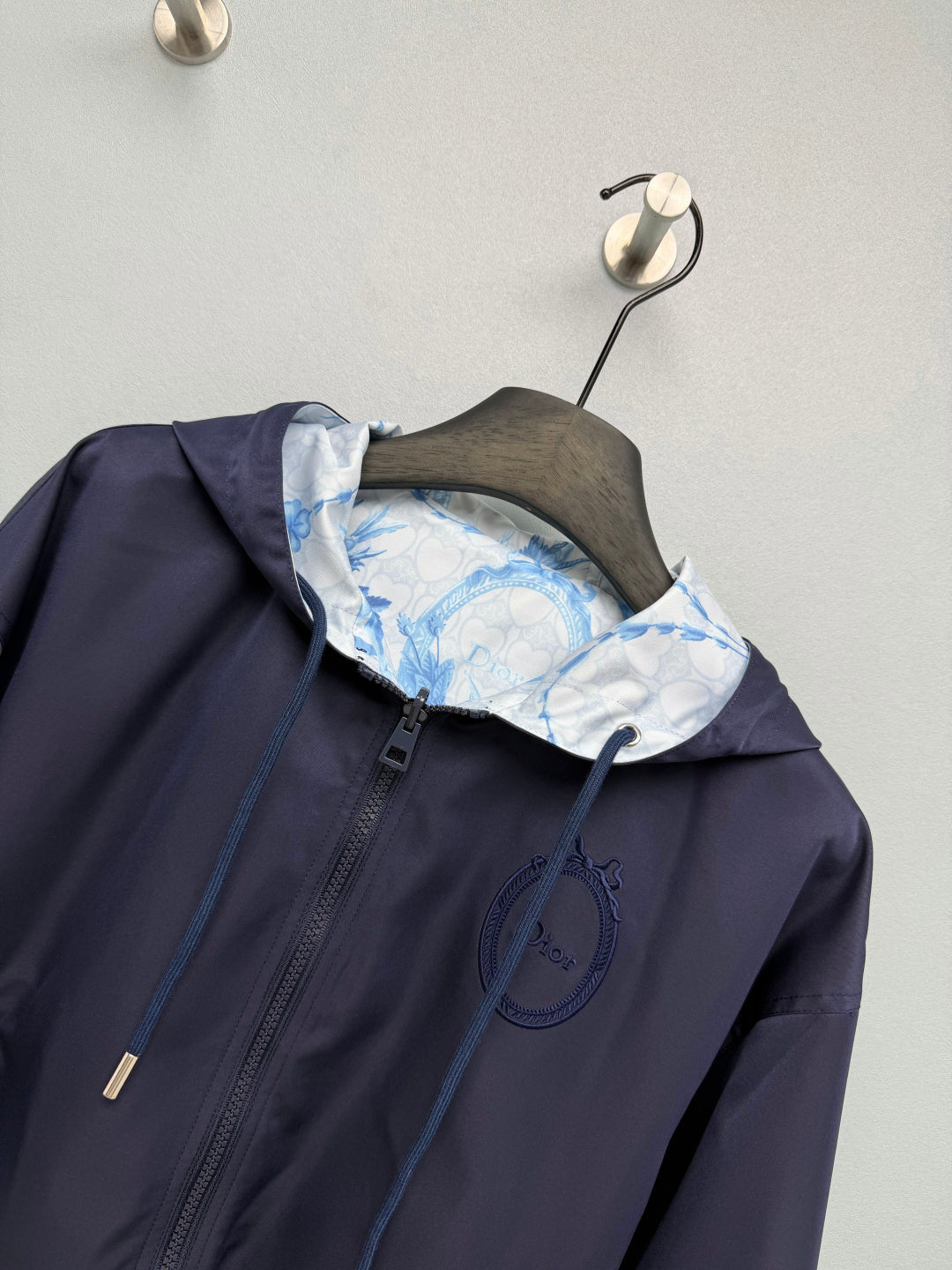 CD 26s Reversible Jacket Blue White Polyester 425180