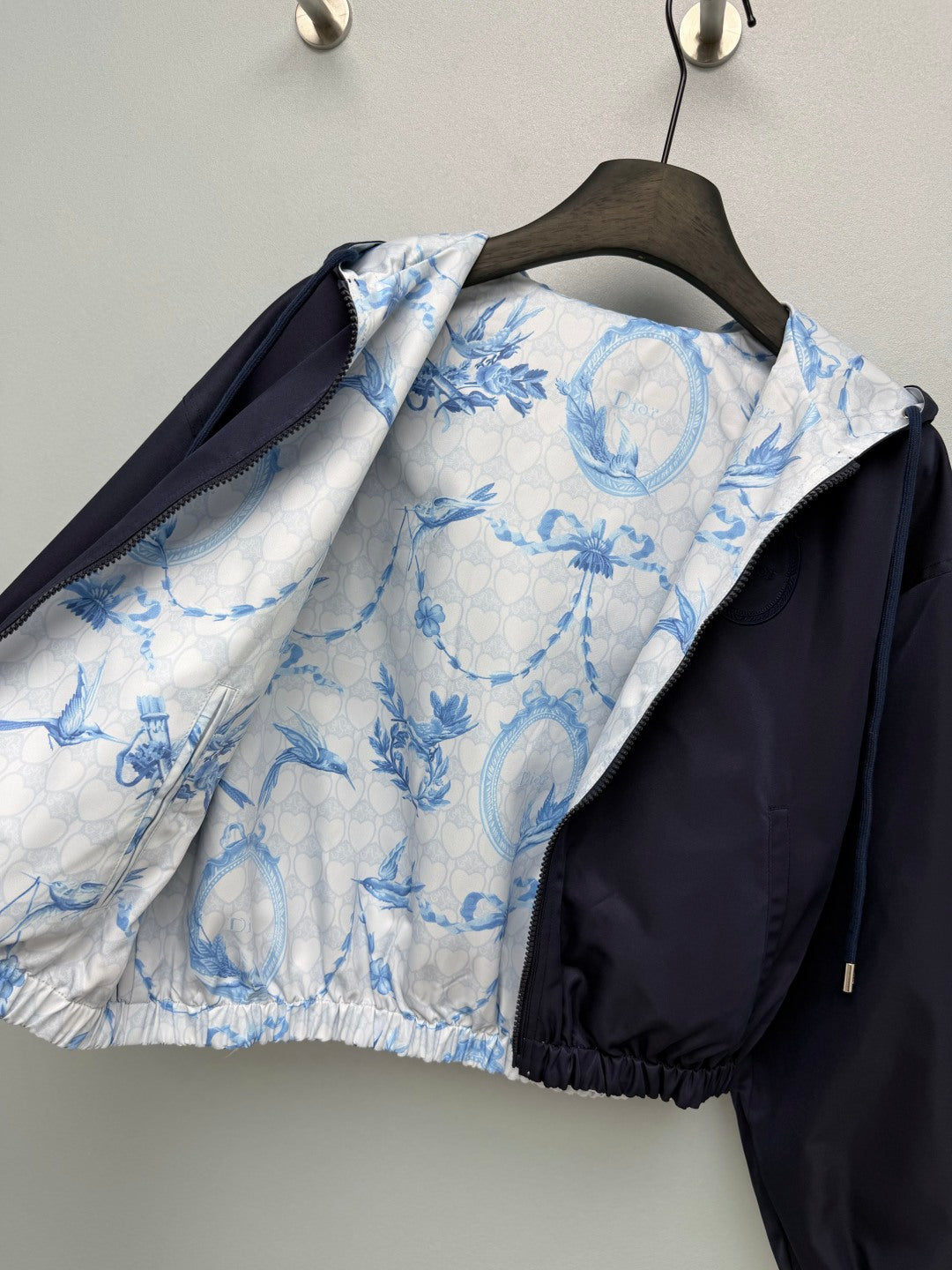 CD 26s Reversible Jacket Blue White Polyester 425180